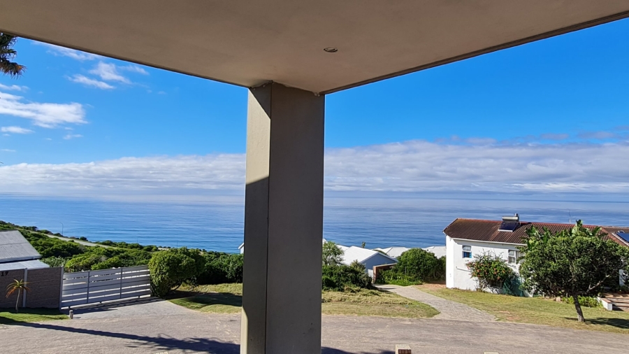 5 Bedroom Property for Sale in Dana Bay Western Cape